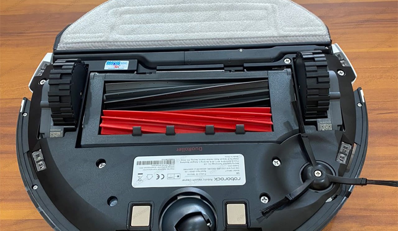 Bàn chải DuoRoller Riser Roborock S8