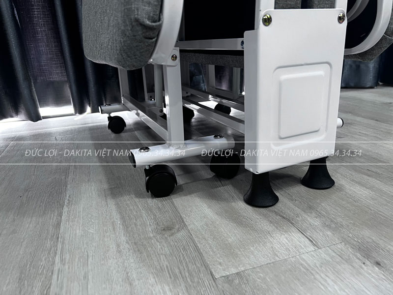 DKB 460-4